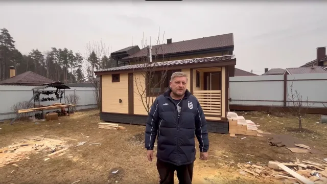 Видеоотзыв клиента Бани №1 — Баня Frost I, 6×4 с дровником